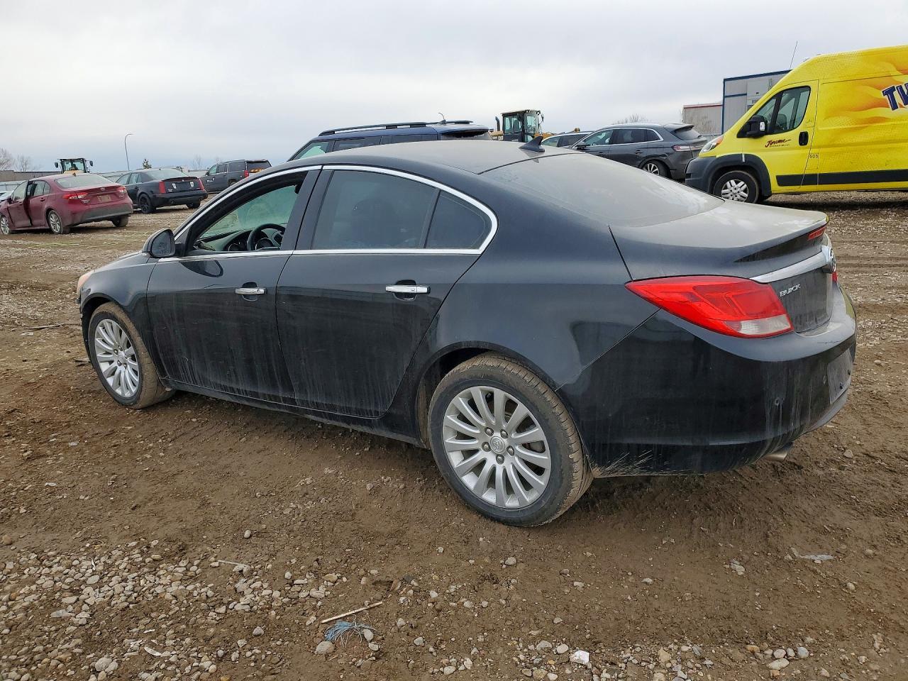 2013 BUICK Regal