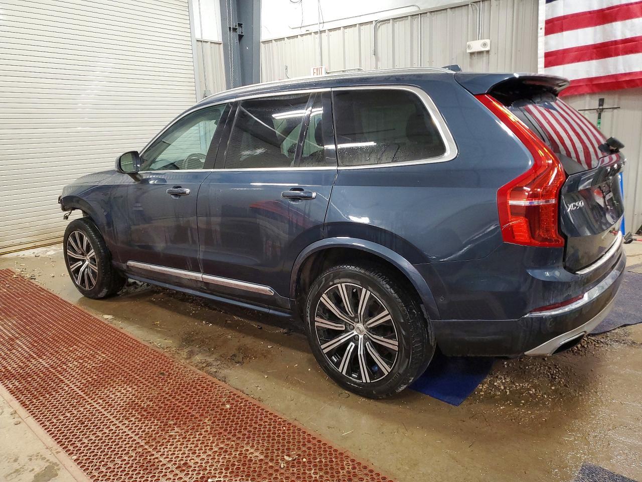 2020 VOLVO XC90