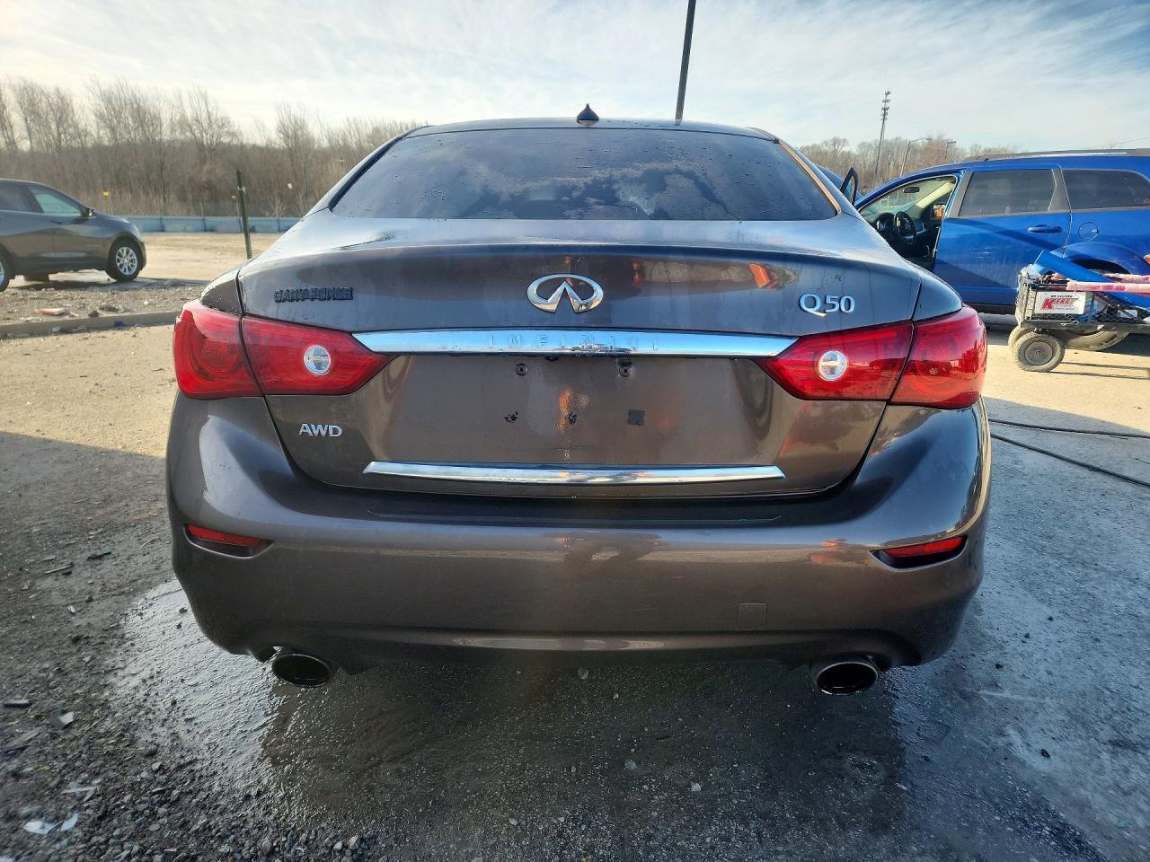 2015 INFINITI Q50