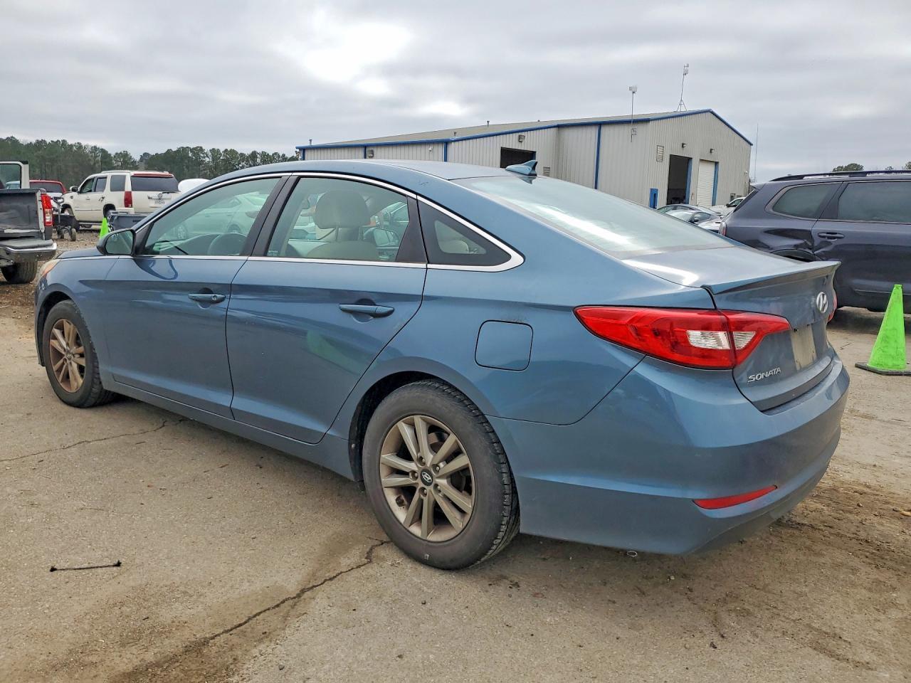 2015 HYUNDAI SONATA
