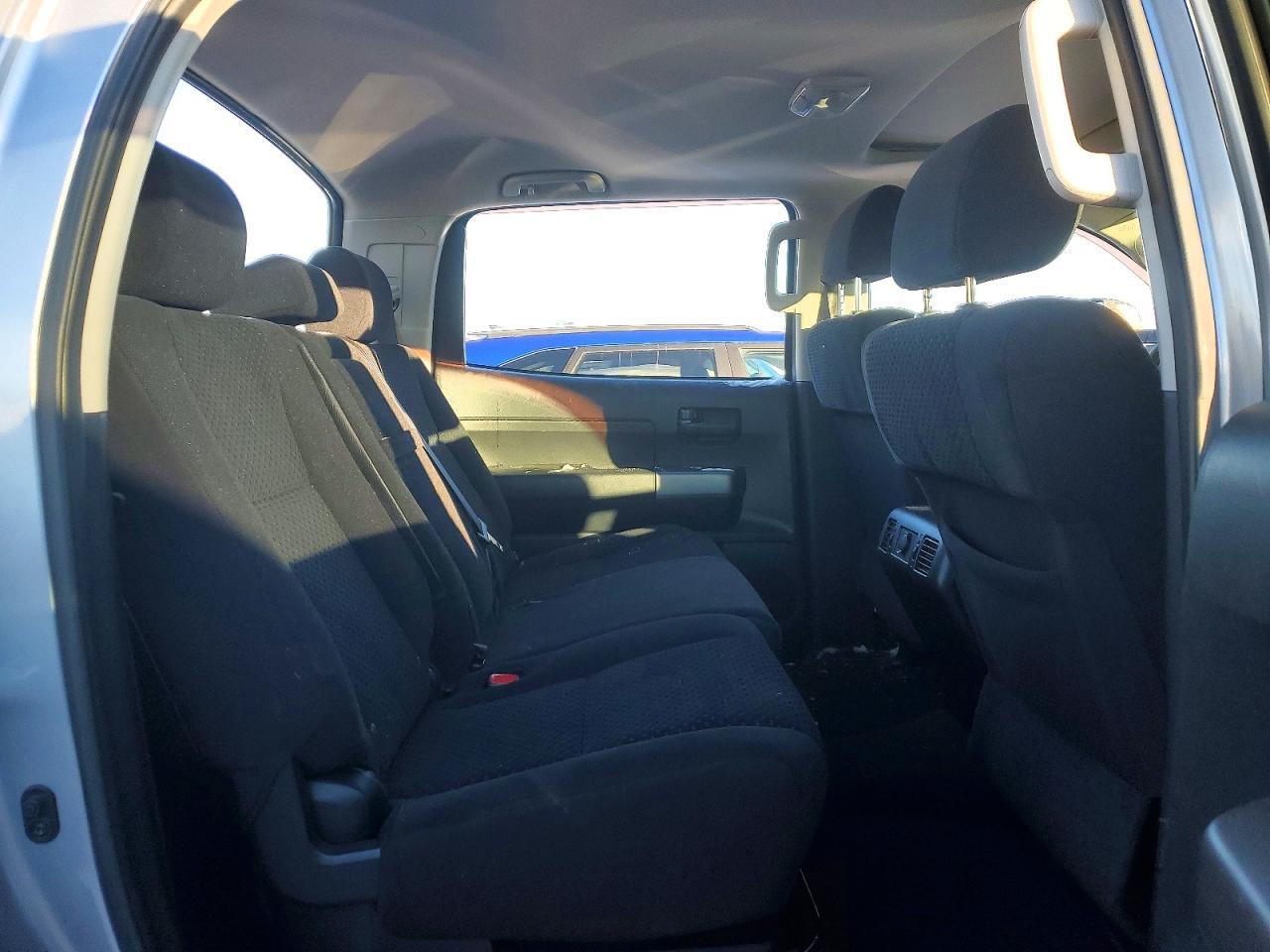 2012 TOYOTA TUNDRA