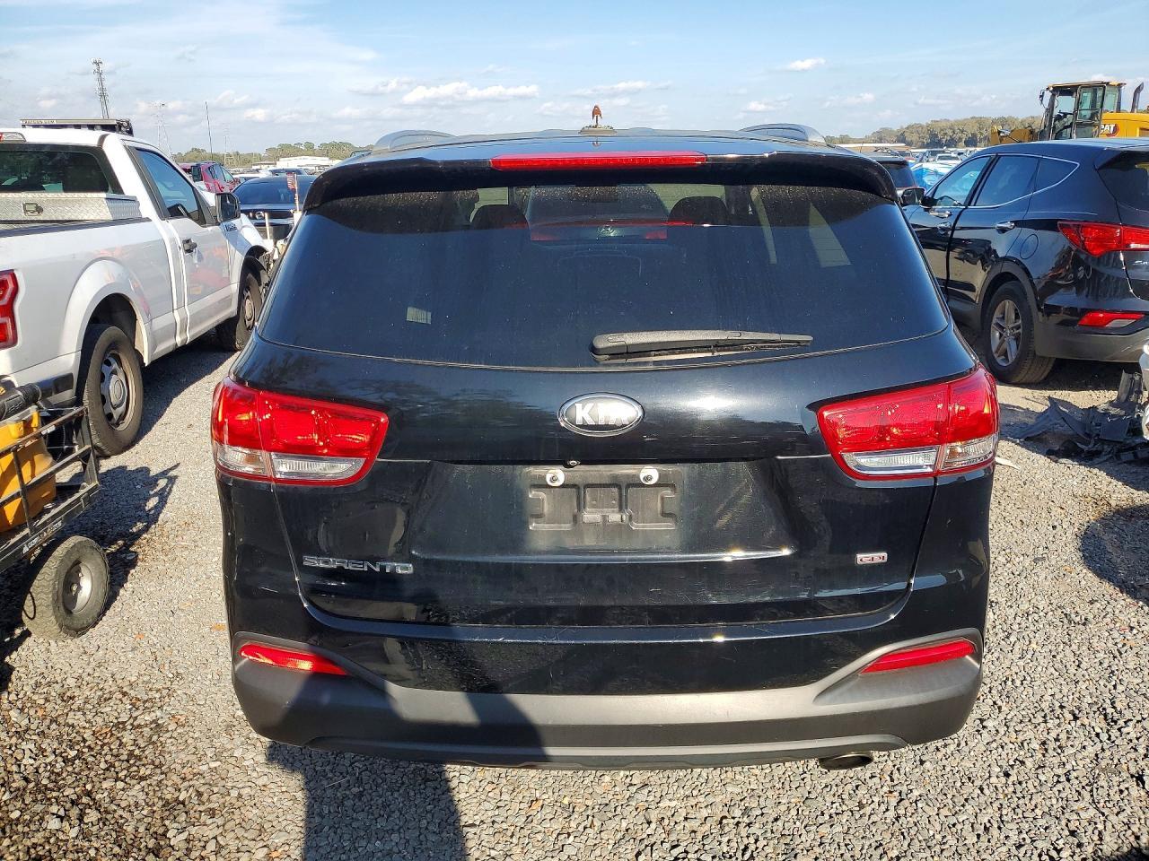 2018 KIA SORENTO