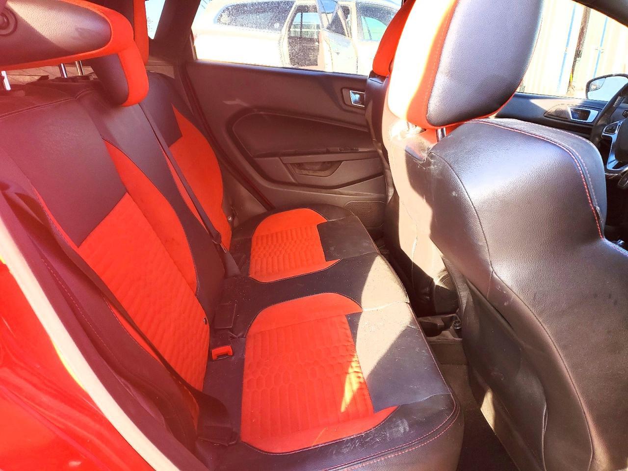 2016 FORD Fiesta