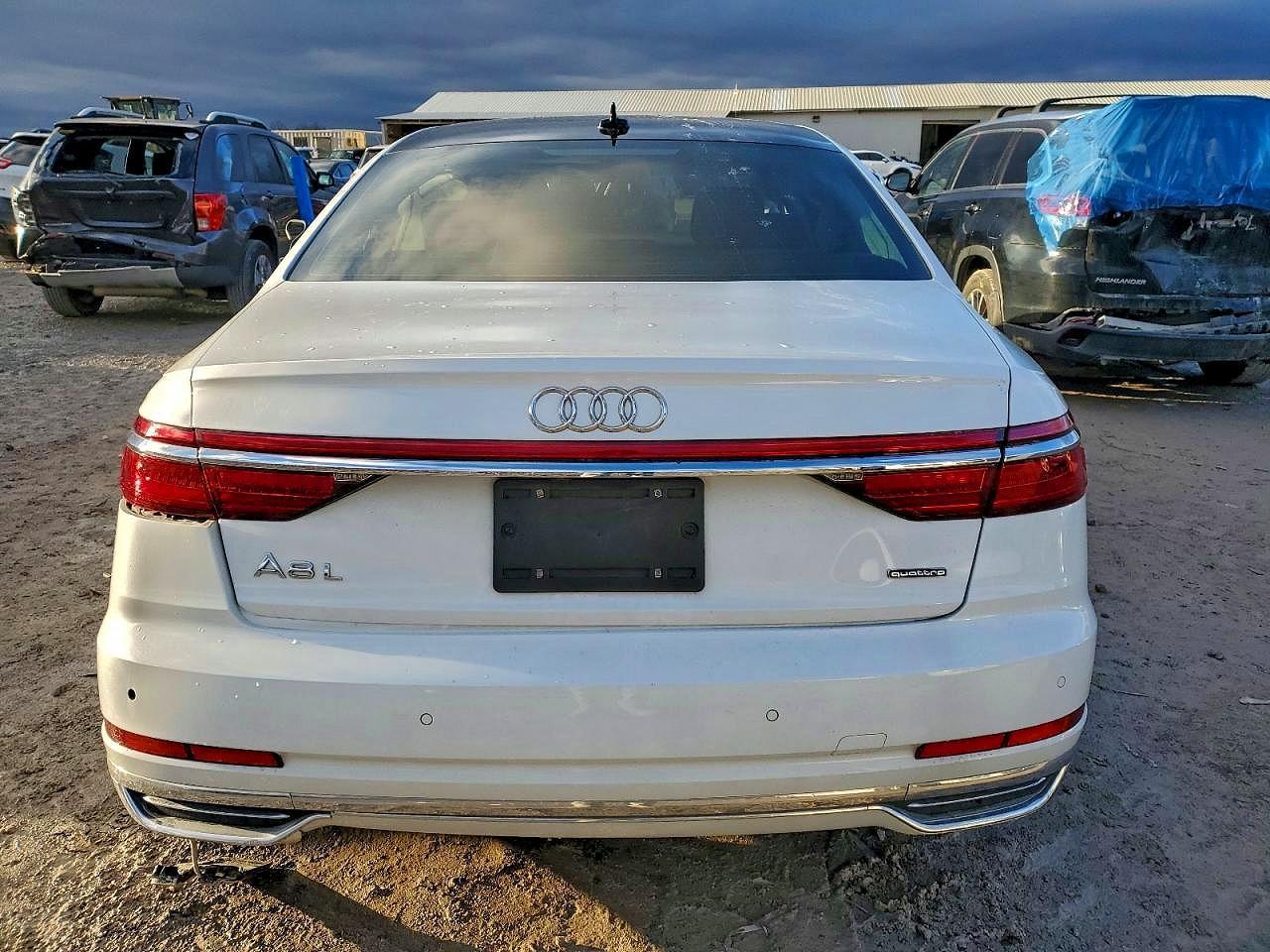2021 AUDI A8