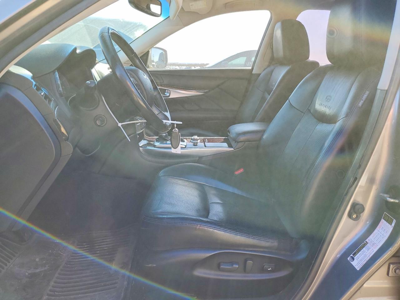 2013 INFINITI M37