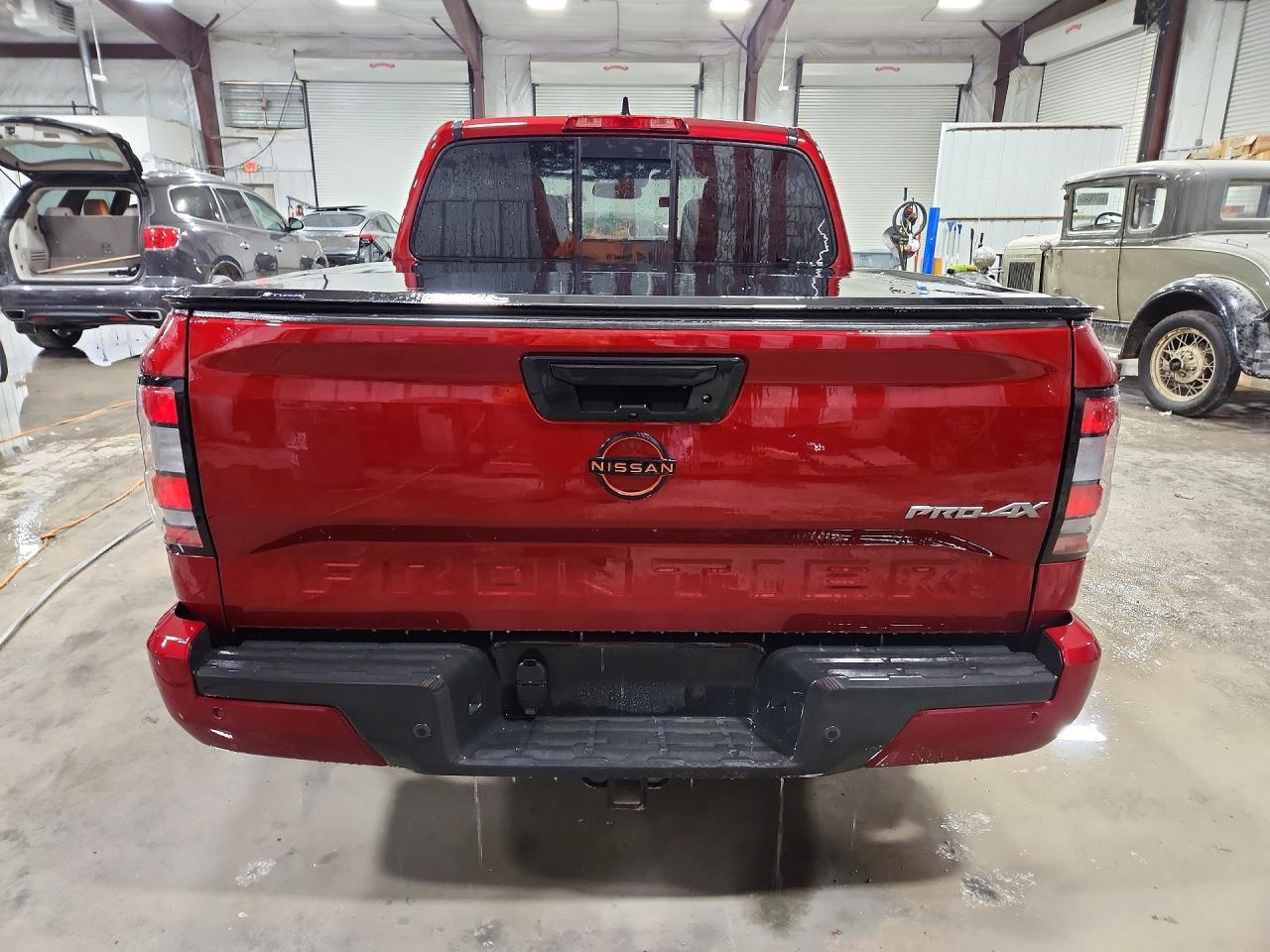 2022 NISSAN Frontier