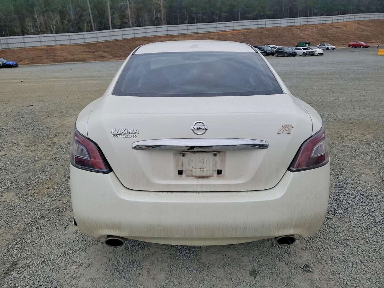 2014 NISSAN Maxima