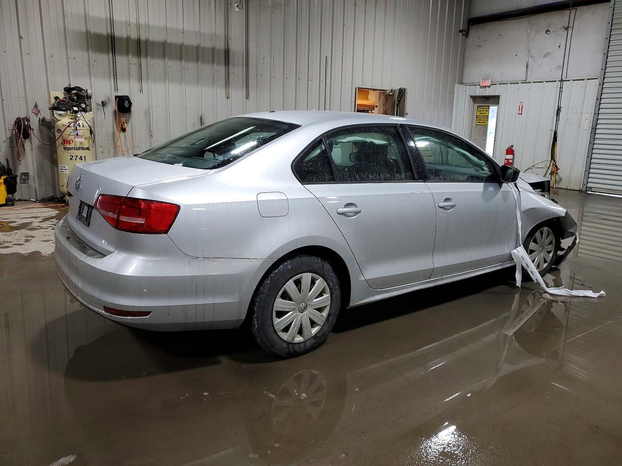 2015 VOLKSWAGEN JETTA