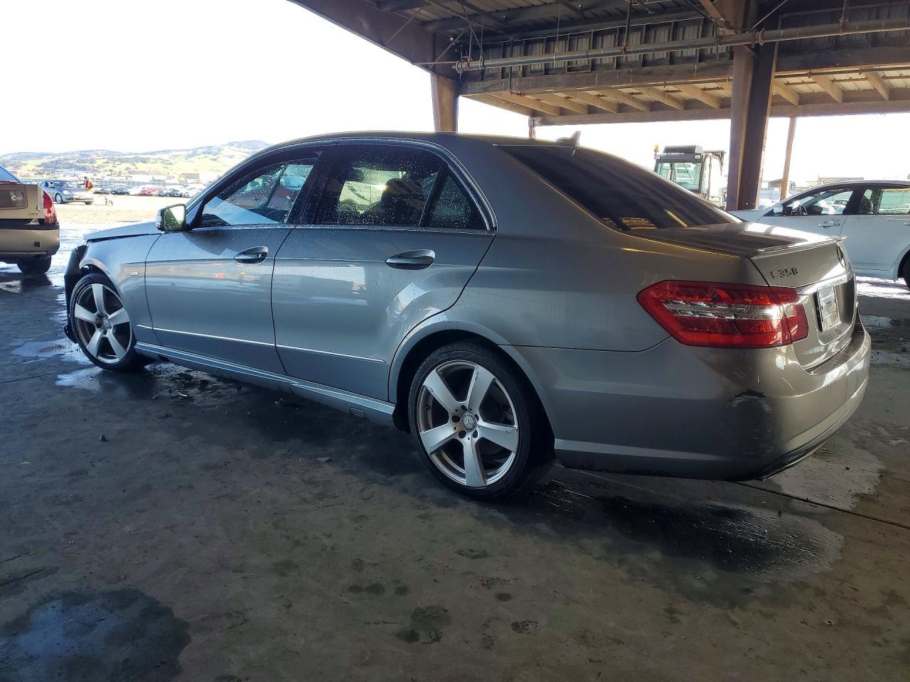 2012 MERCEDES-BENZ E-Class