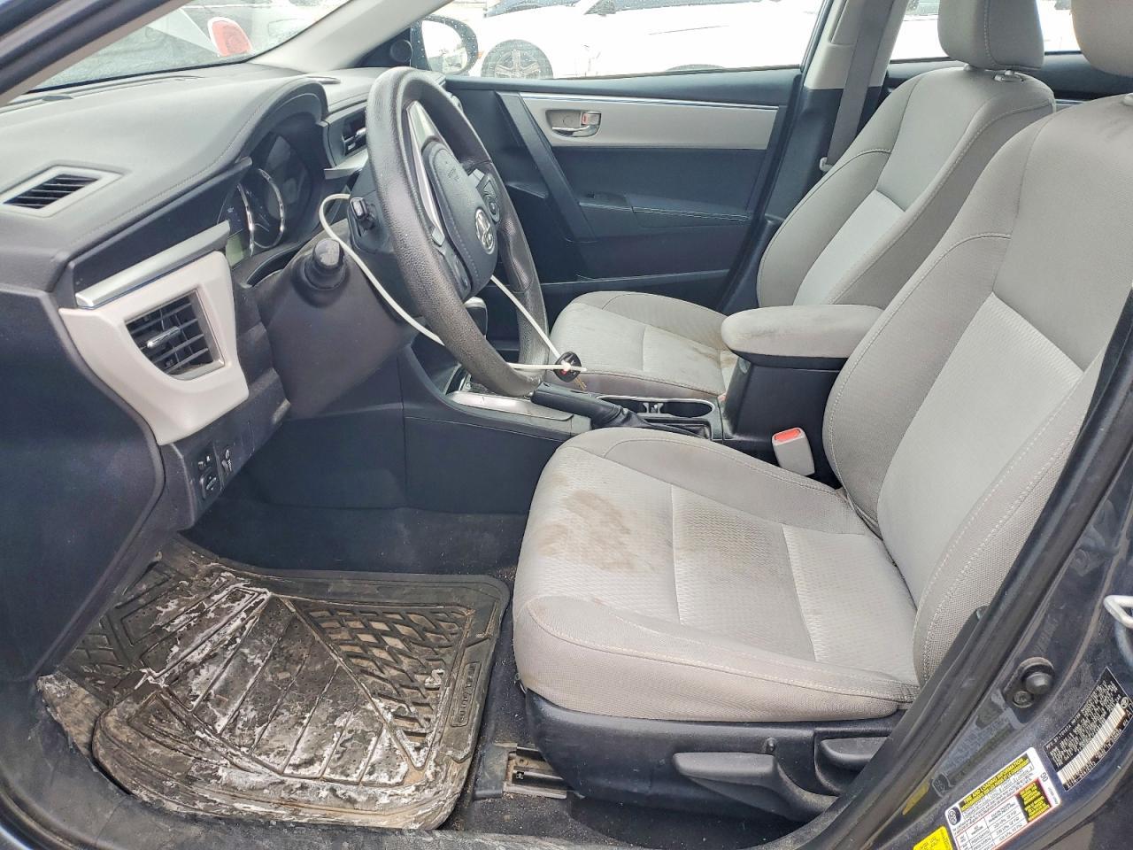 2015 TOYOTA COROLLA