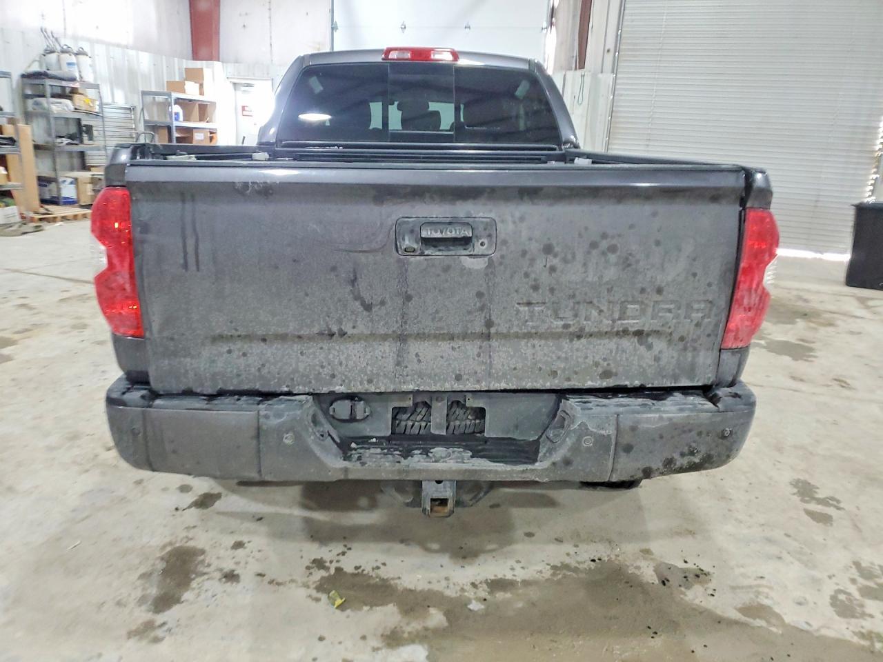 2016 TOYOTA TUNDRA