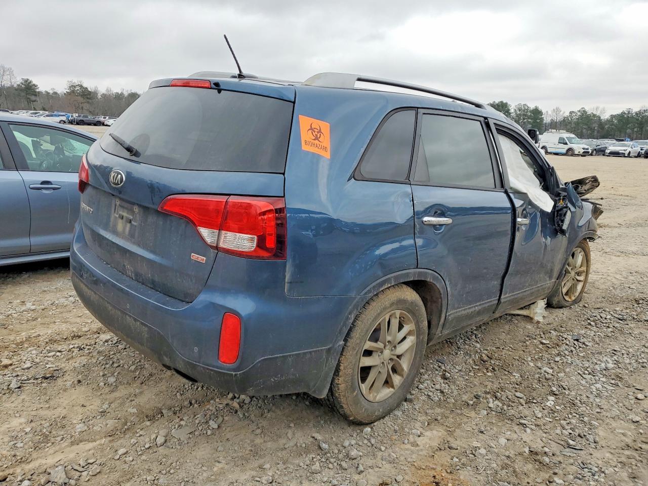 2015 KIA SORENTO