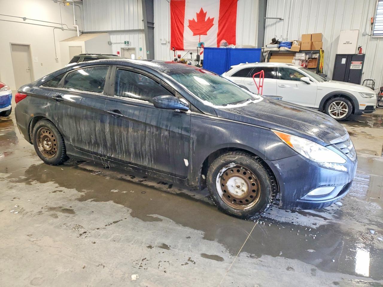 2013 HYUNDAI SONATA