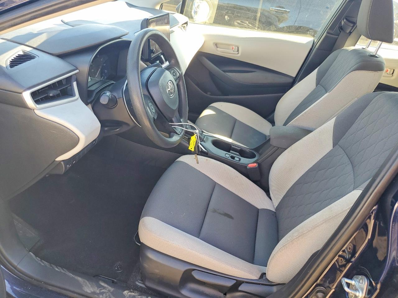 2025 TOYOTA COROLLA