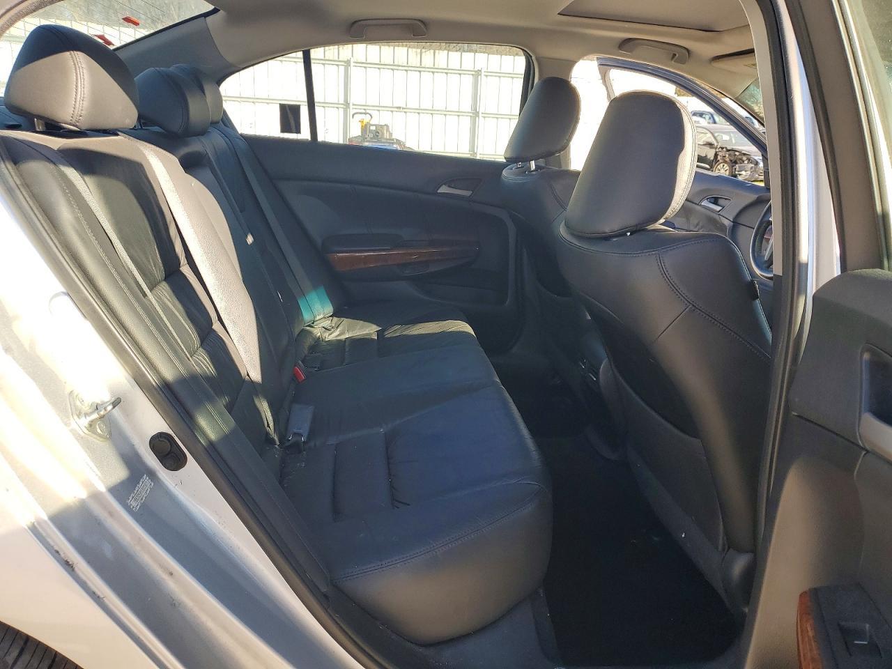 2012 HONDA ACCORD