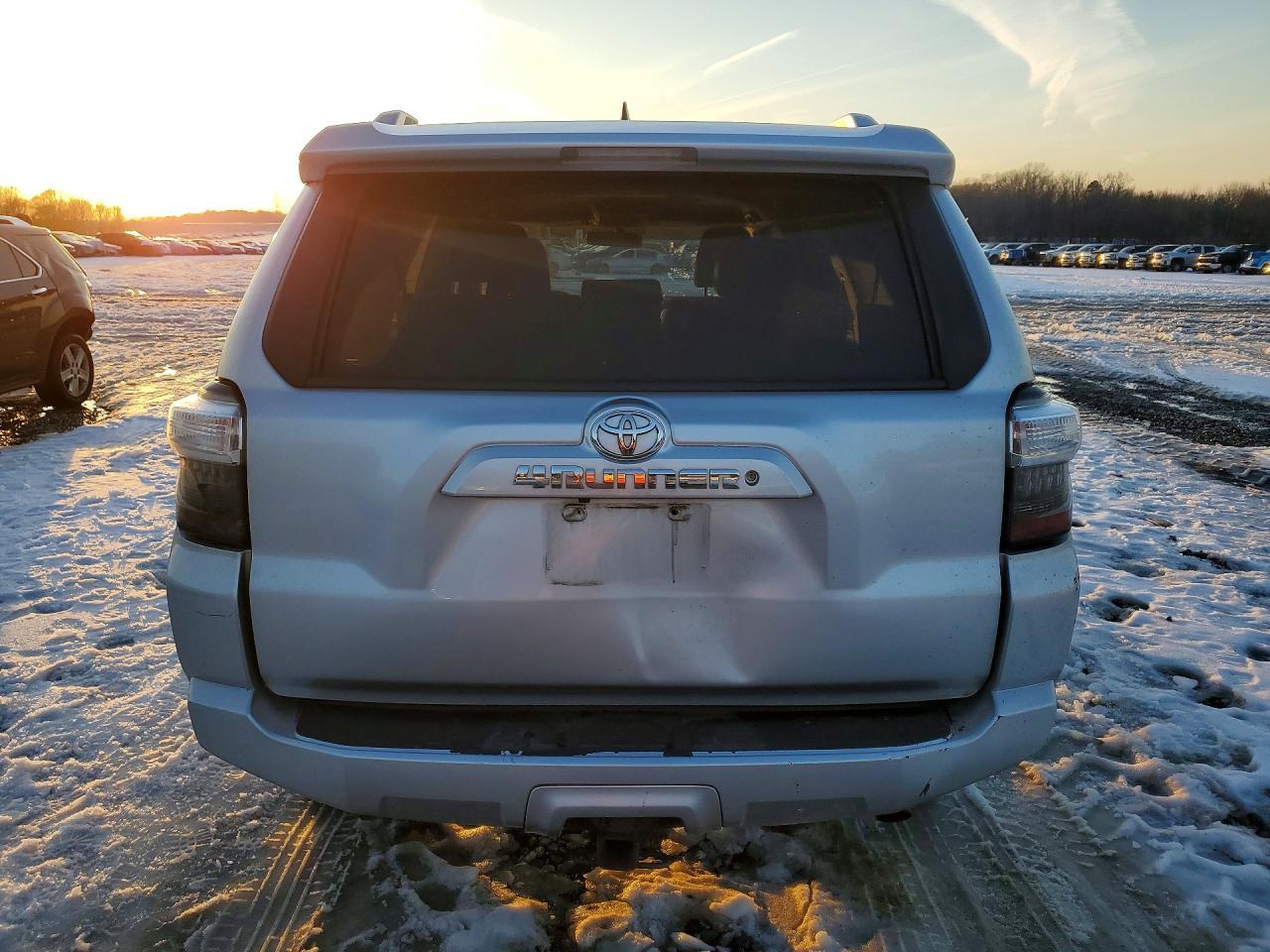 2016 TOYOTA 4Runner