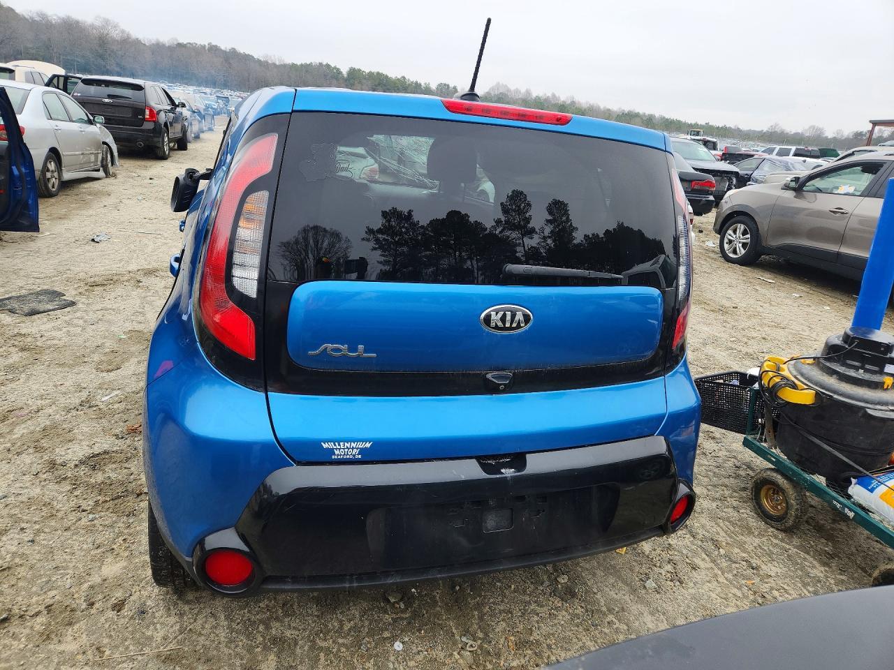 2016 KIA SOUL