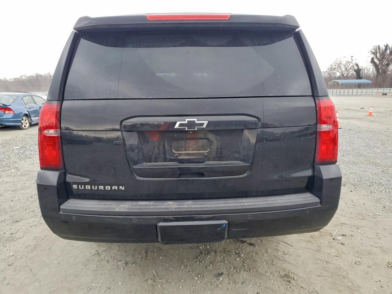 2015 CHEVROLET Suburban