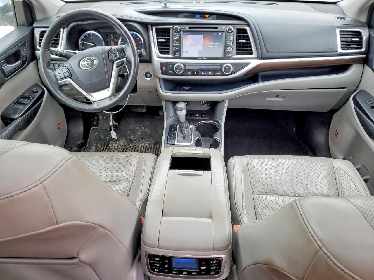 2015 TOYOTA HIGHLANDER