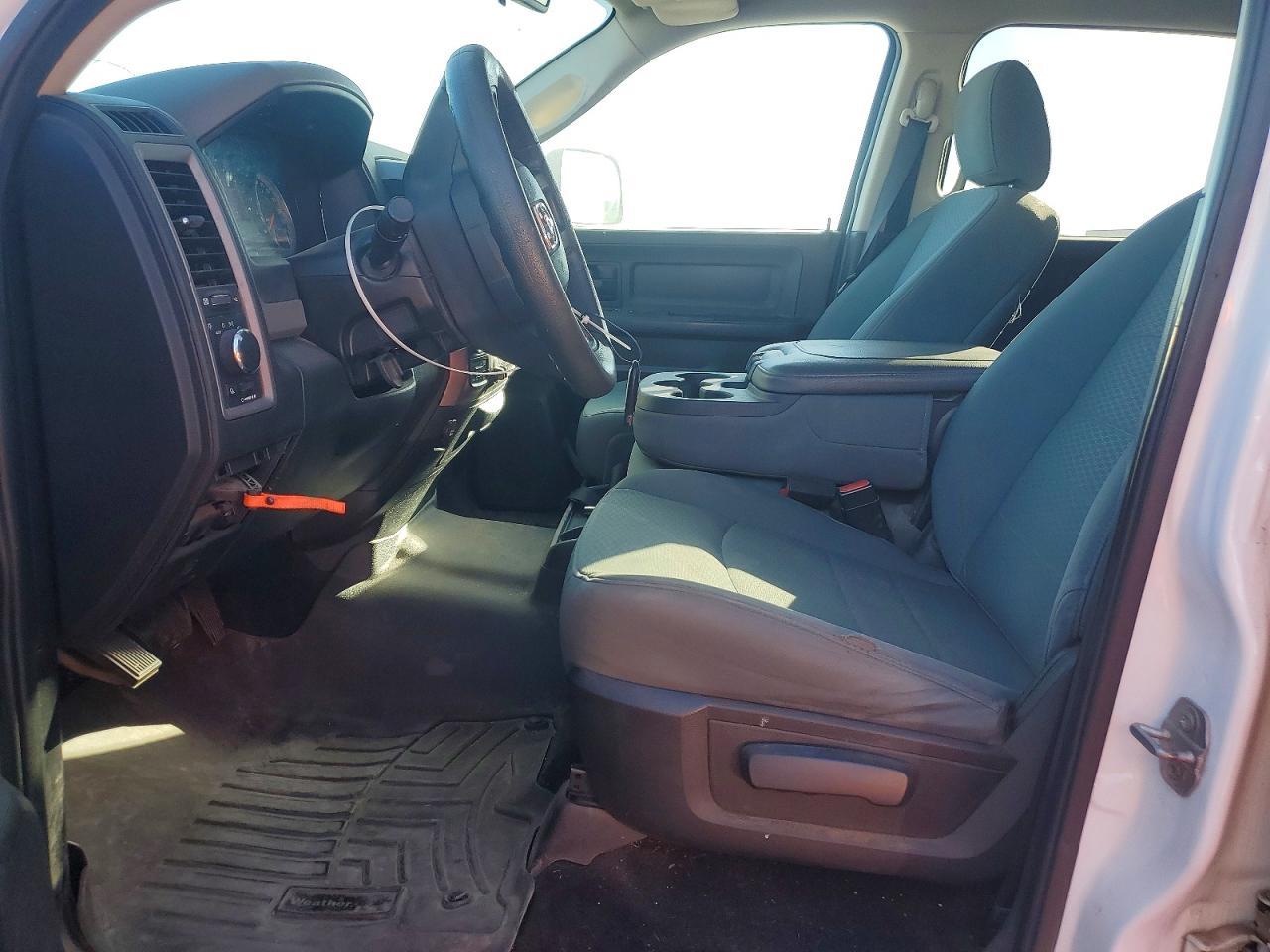 2014 RAM 1500 ST