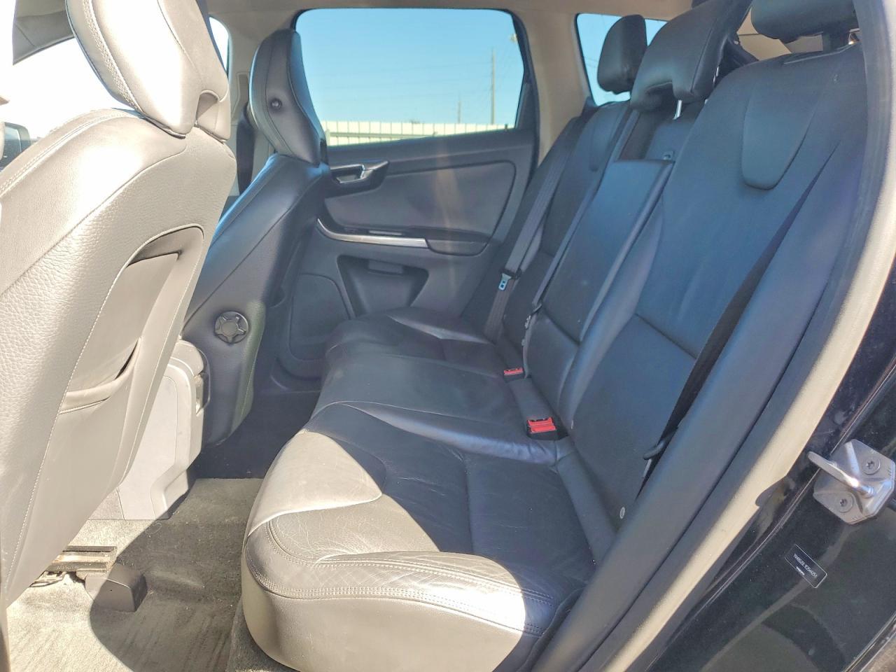 2014 VOLVO XC60