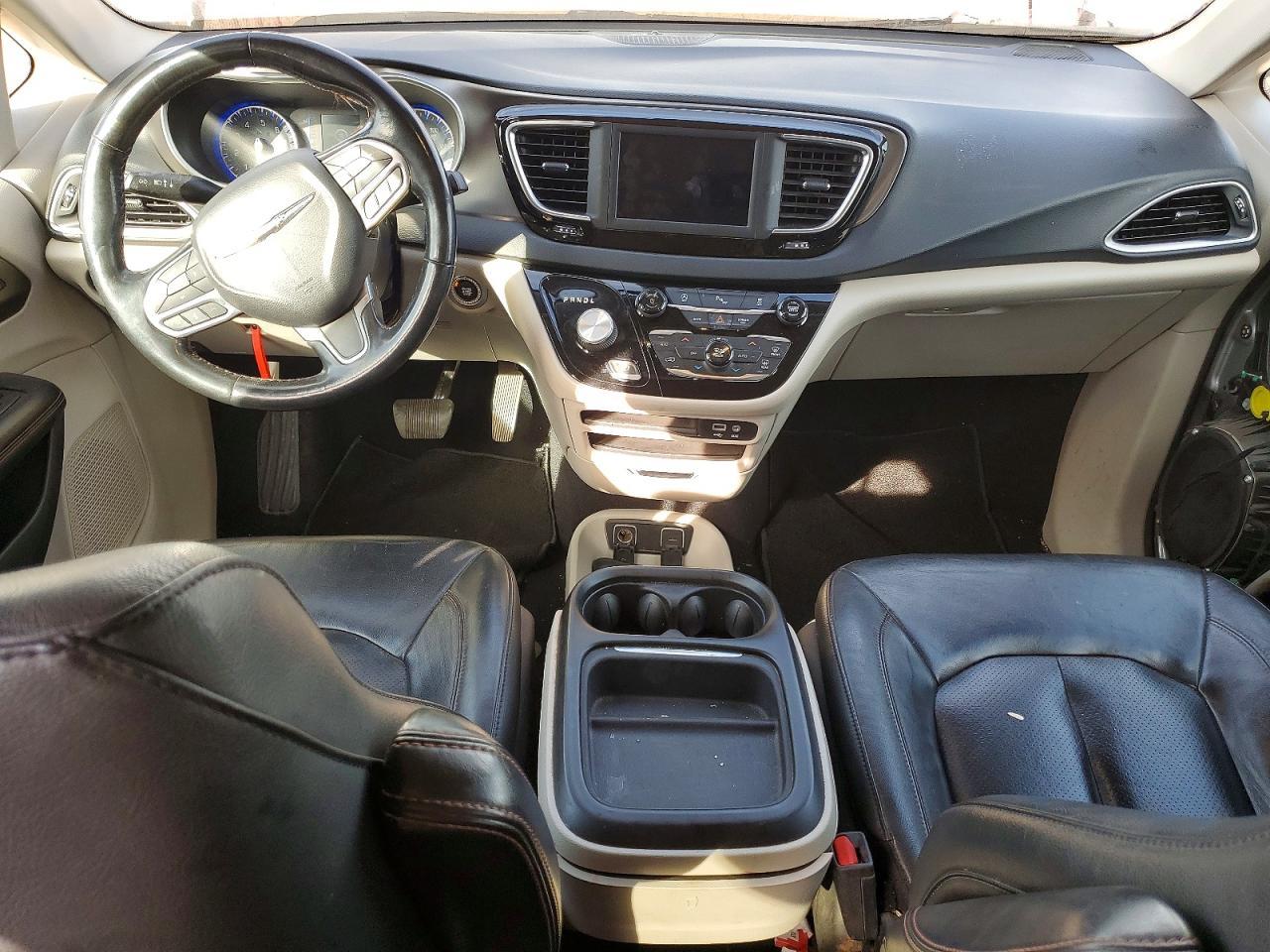 2020 CHRYSLER Pacifica