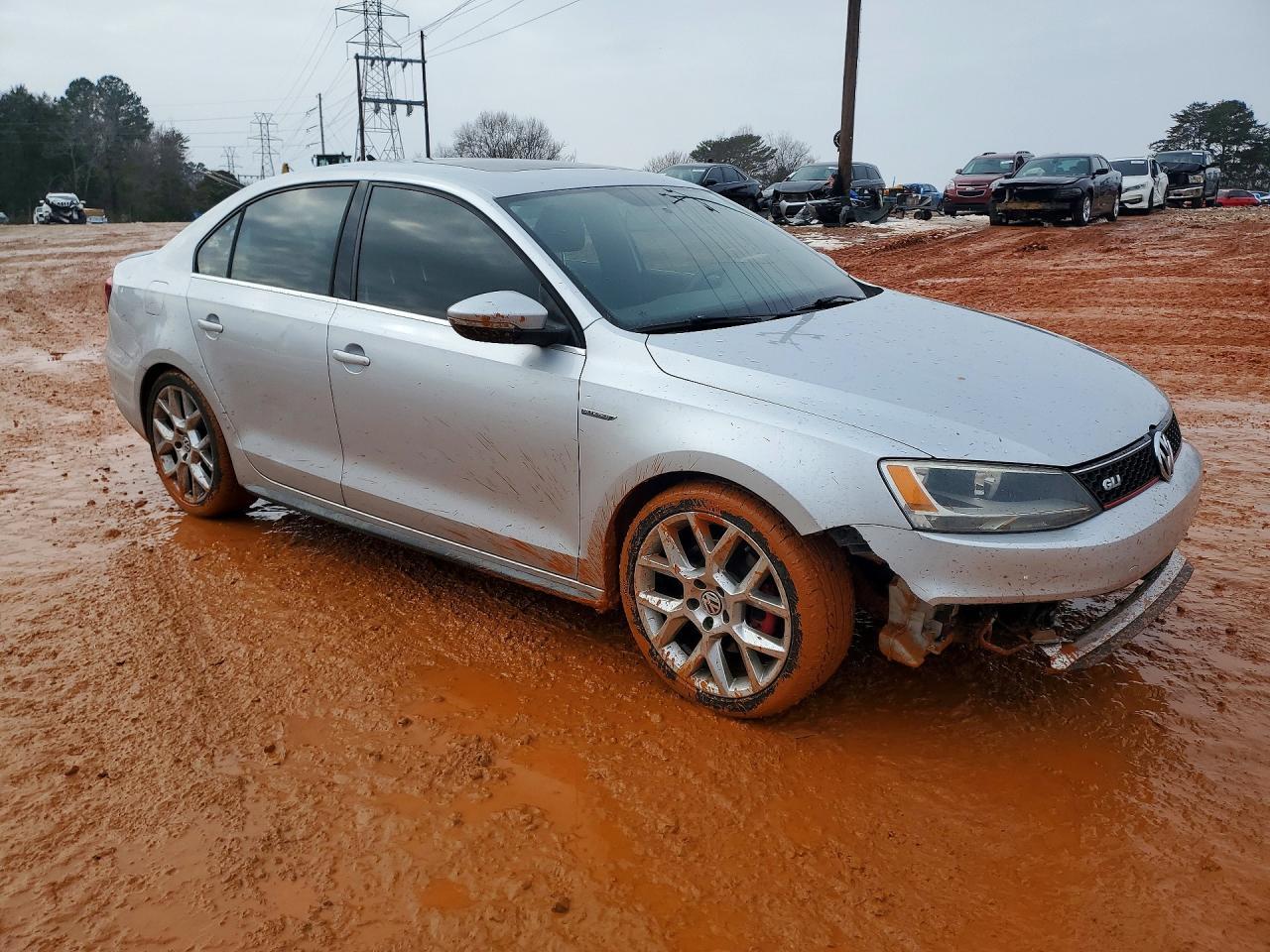2014 VOLKSWAGEN JETTA