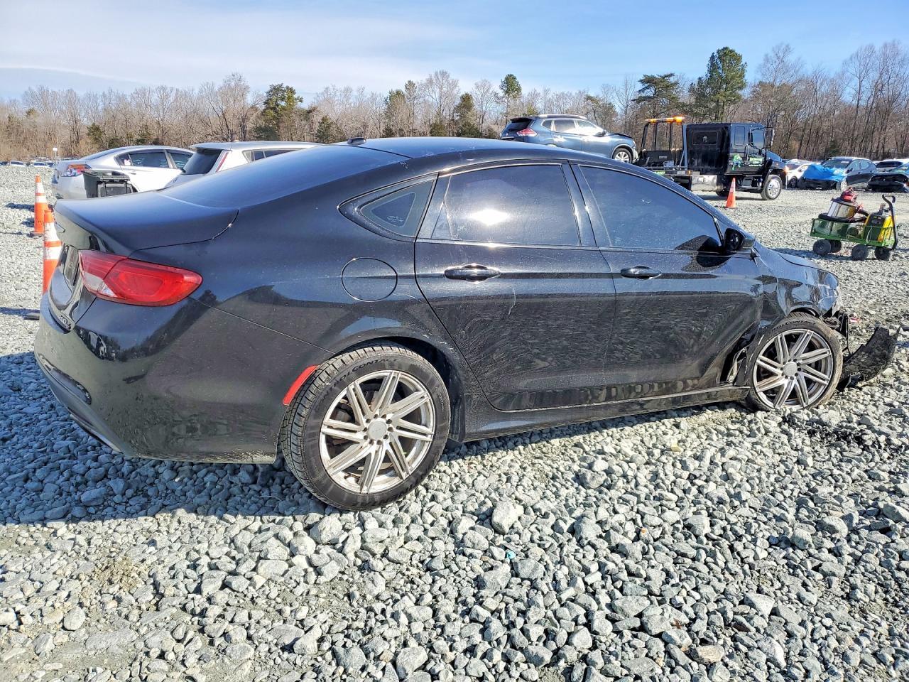 2015 CHRYSLER 200