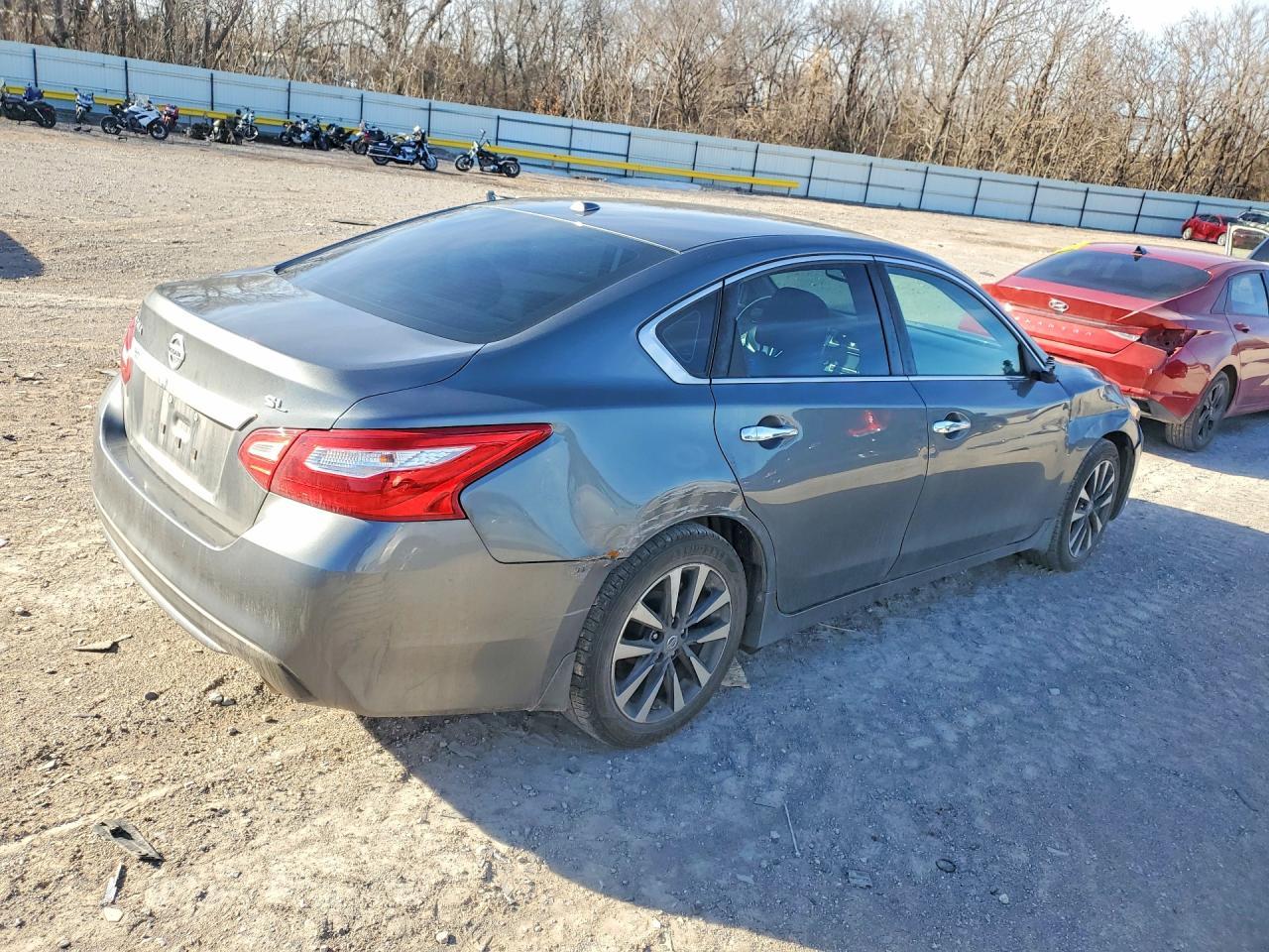 2016 NISSAN ALTIMA