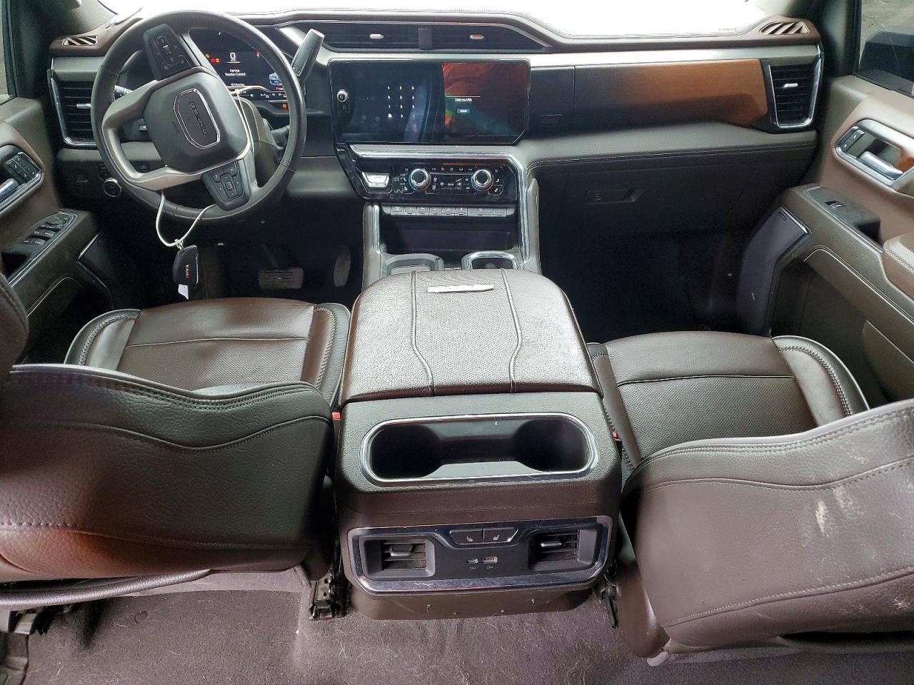 2024 GMC Sierra