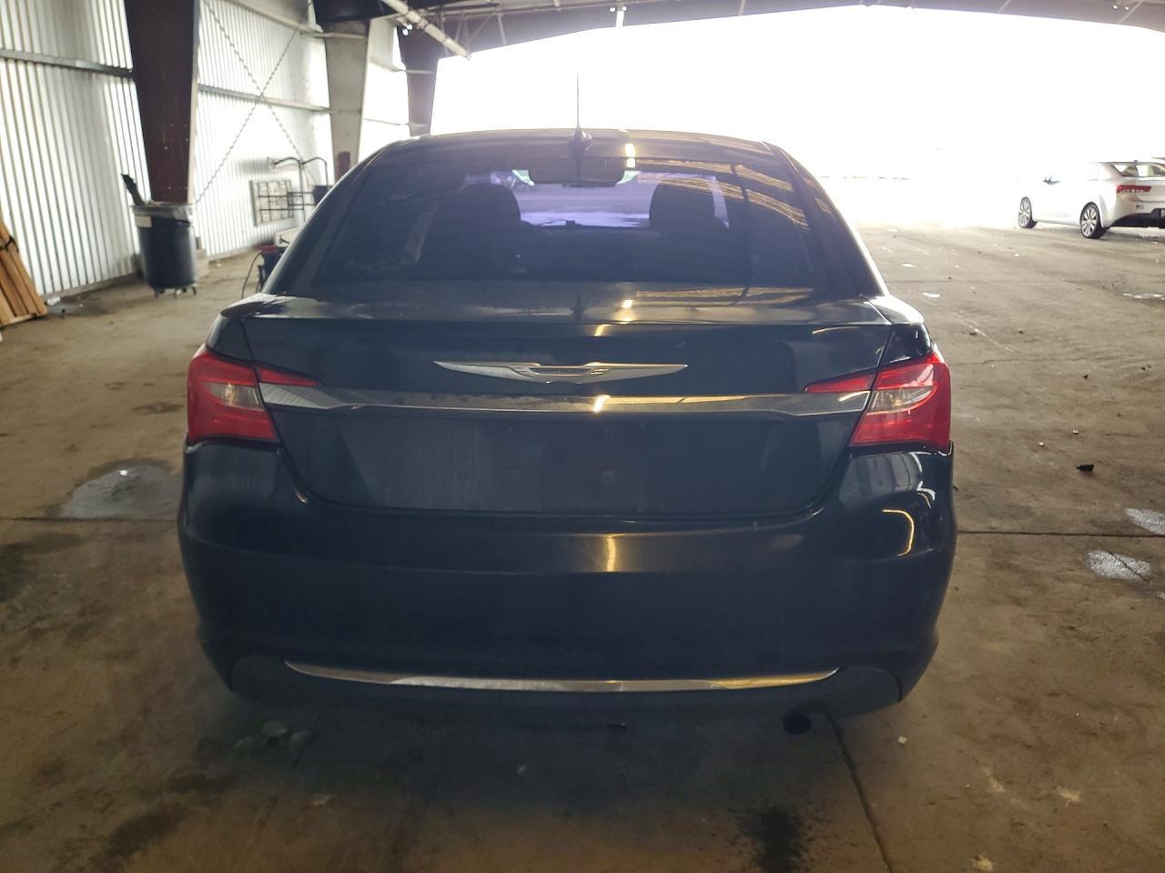 2012 CHRYSLER 200