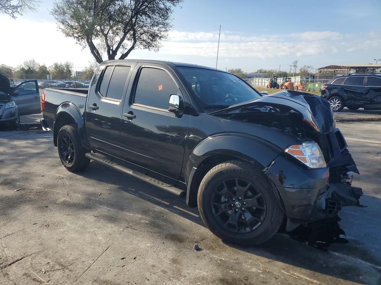 2021 NISSAN
