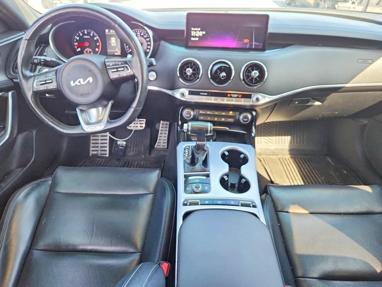 2022 KIA Stinger