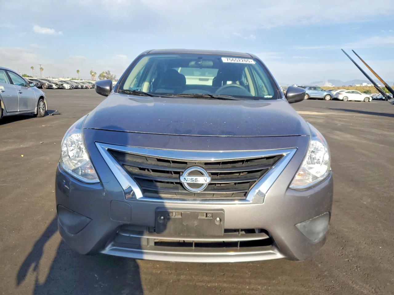 2019 NISSAN VERSA