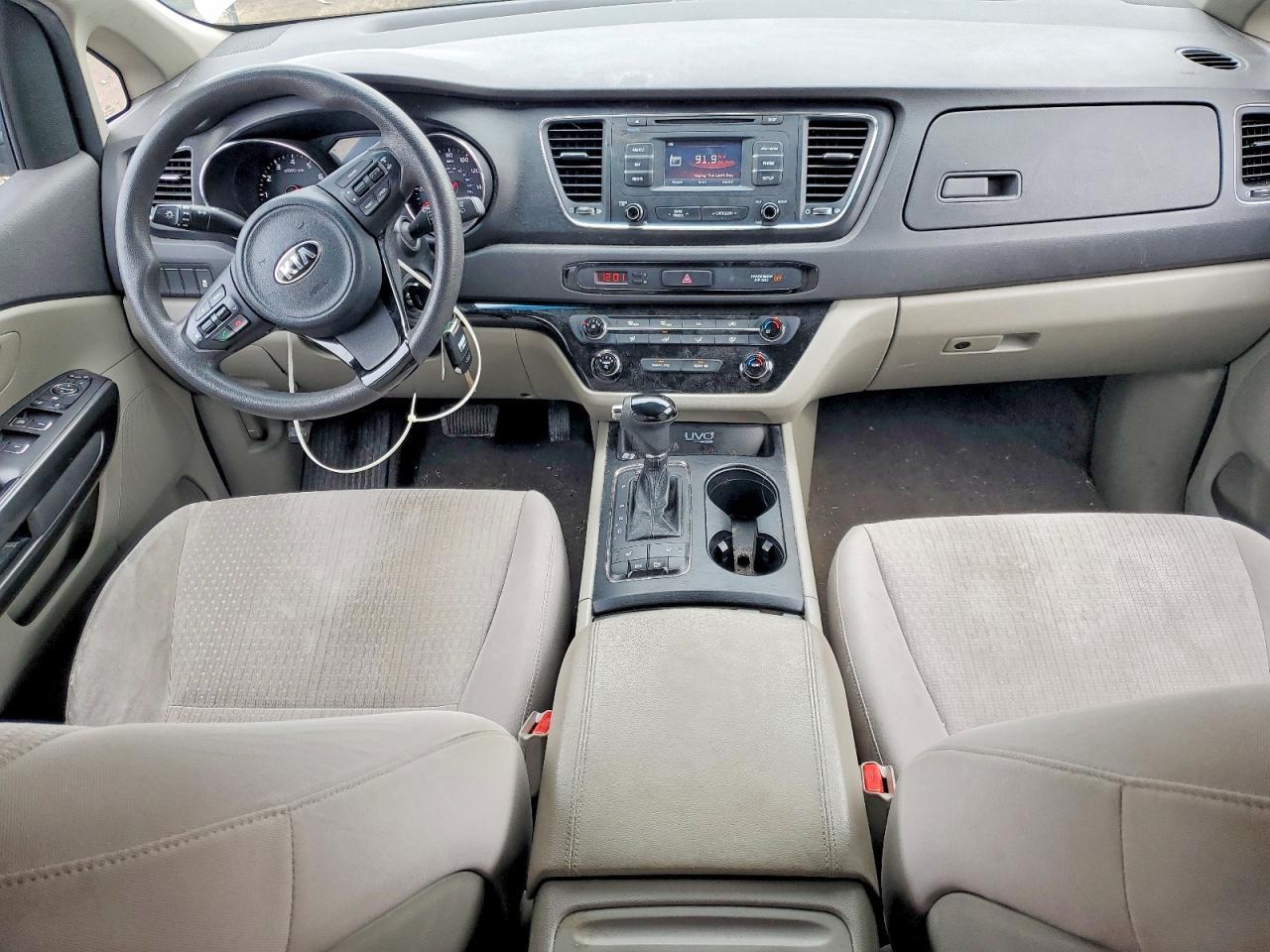 2016 KIA SEDONA