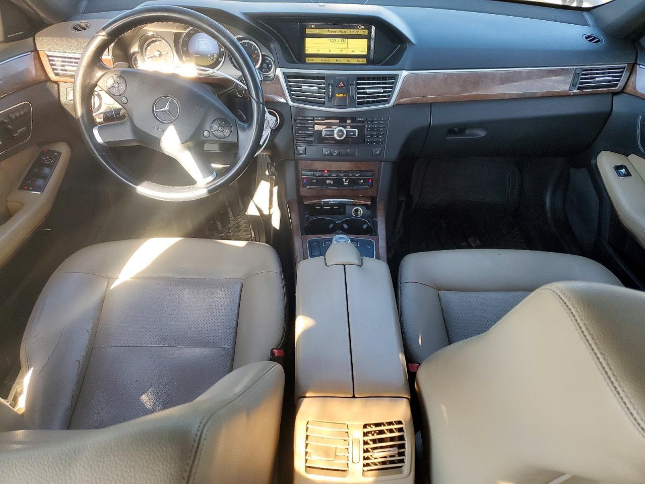 2011 MERCEDES-BENZ E-Class