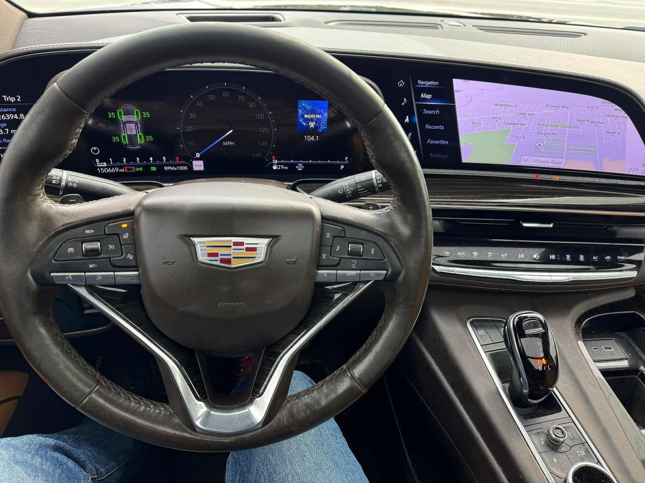 2022 CADILLAC ESCALADE