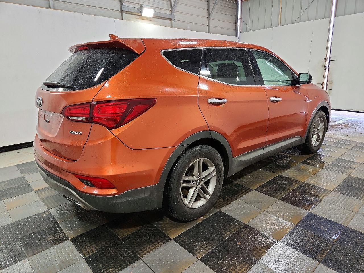 2017 HYUNDAI SANTA FE