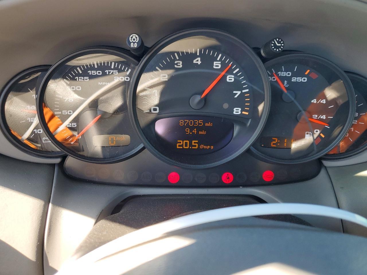 2003 PORSCHE 911