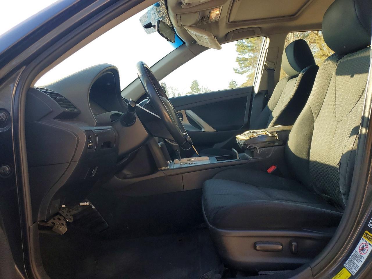 2010 TOYOTA CAMRY