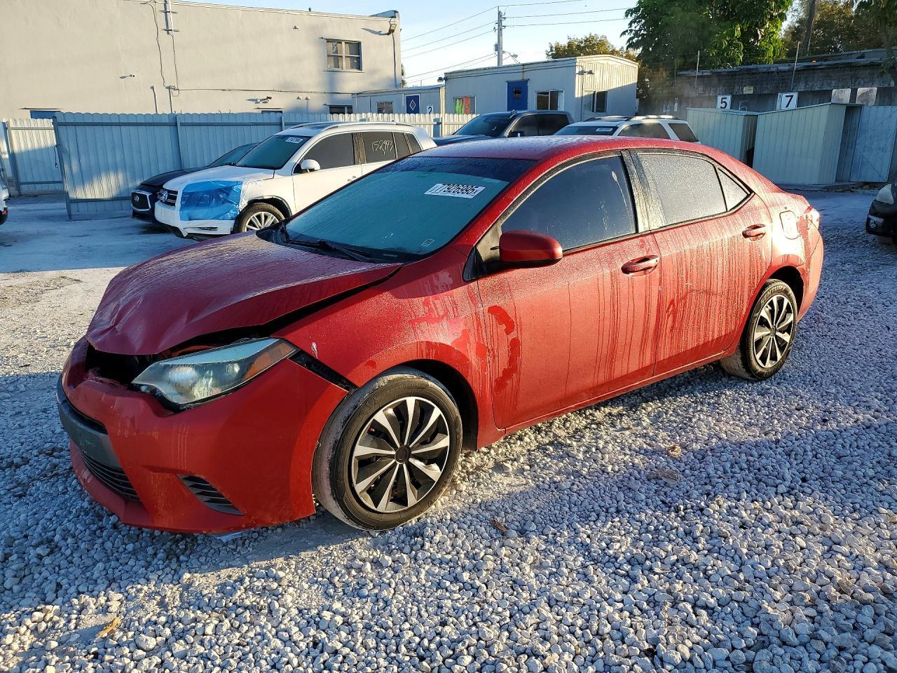 2015 TOYOTA COROLLA
