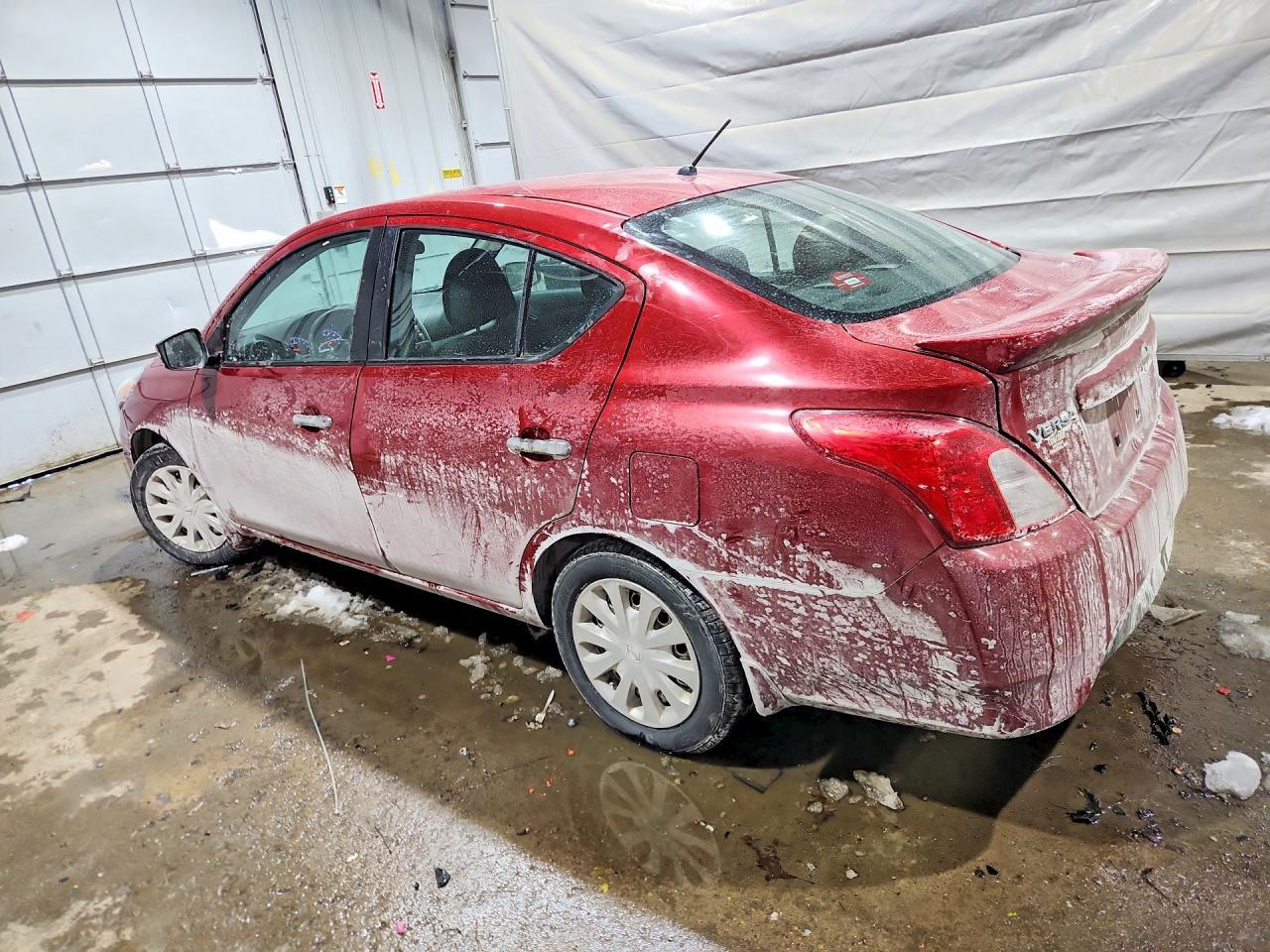 2015 NISSAN VERSA