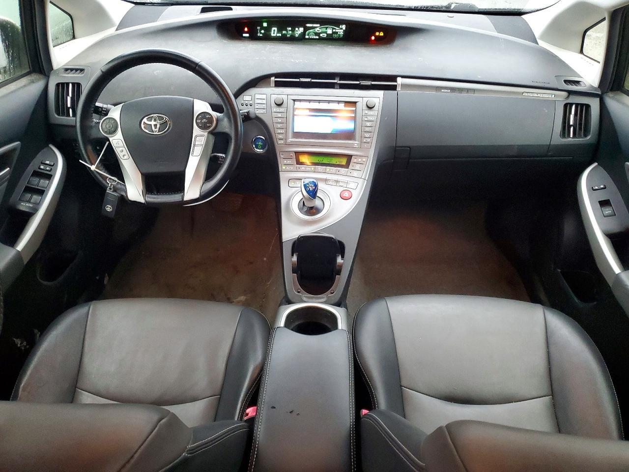 2012 TOYOTA Prius Plug-In