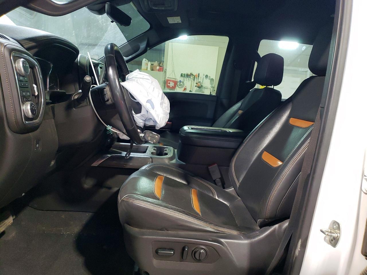 2020 GMC Sierra