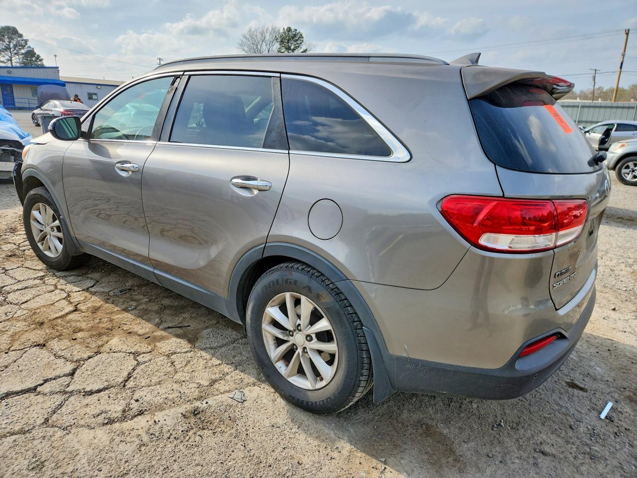 2016 KIA SORENTO