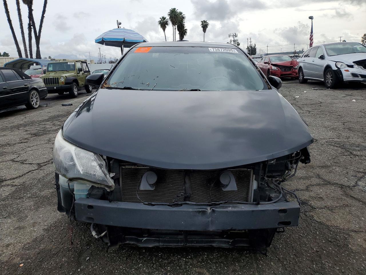 2013 TOYOTA CAMRY