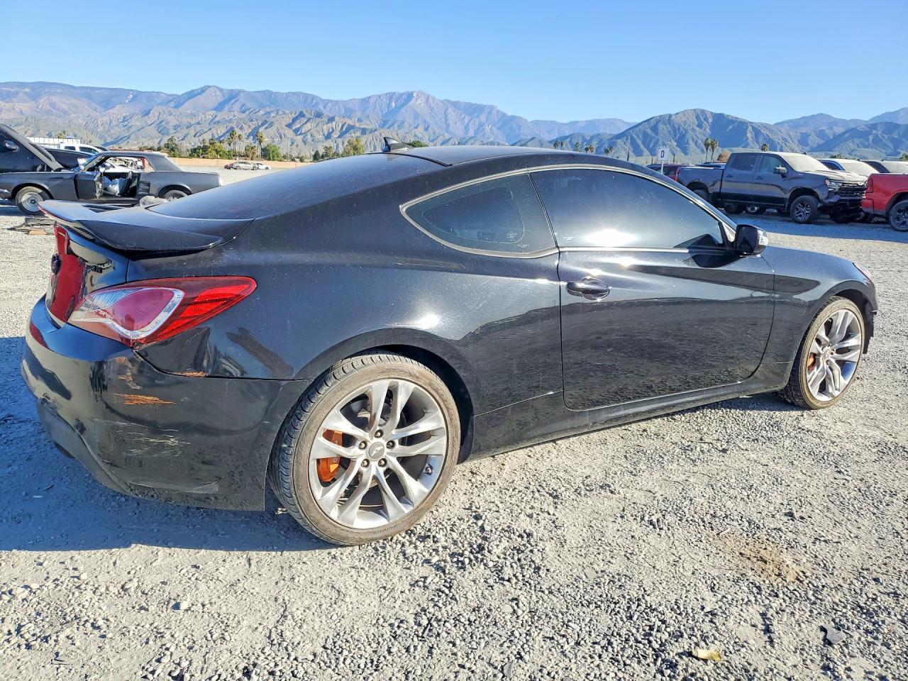 2013 HYUNDAI GENESIS