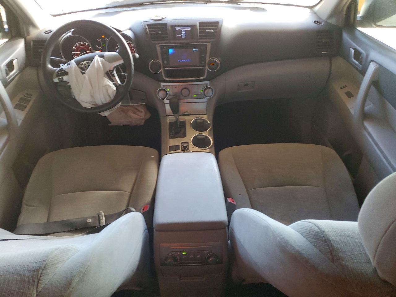 2013 TOYOTA HIGHLANDER