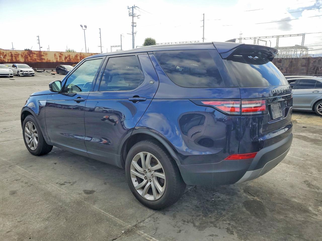 2017 LAND ROVER Discovery