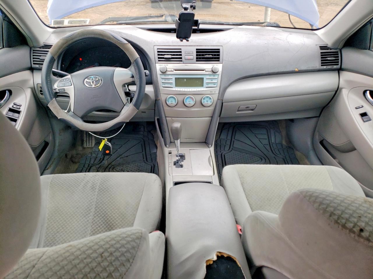 2009 TOYOTA CAMRY